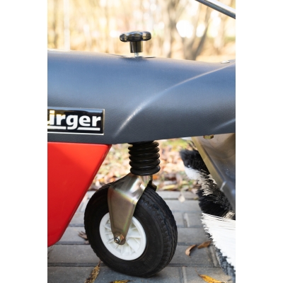 Подметальная машина Tielbuerger tk58 Honda Подметальная машина Tielbuerger tk58 Honda